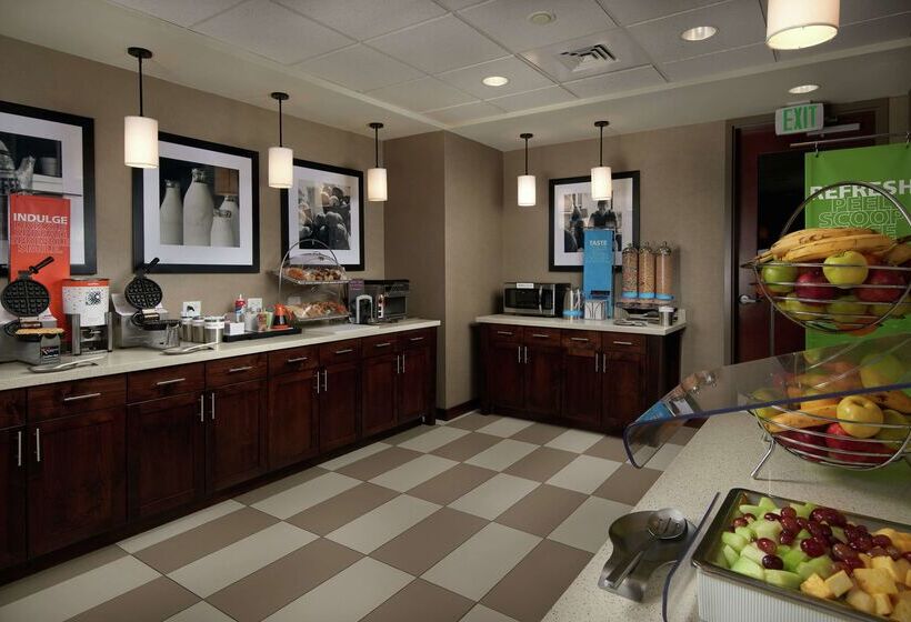 هتل Hampton Inn & Suites Portland/vancouver