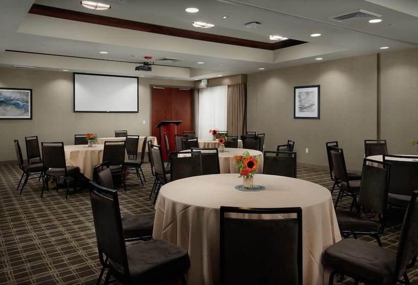 هتل Hampton Inn & Suites Portland/vancouver