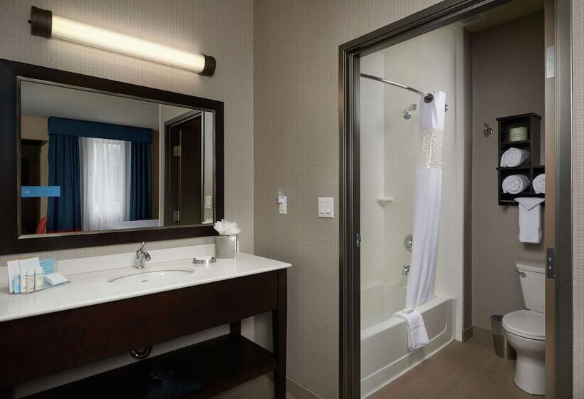 هتل Hampton Inn & Suites Portland/vancouver