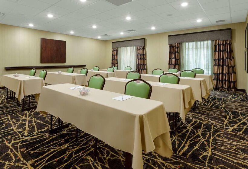 فندق Hampton Inn & Suites Williamsport - Faxon Exit