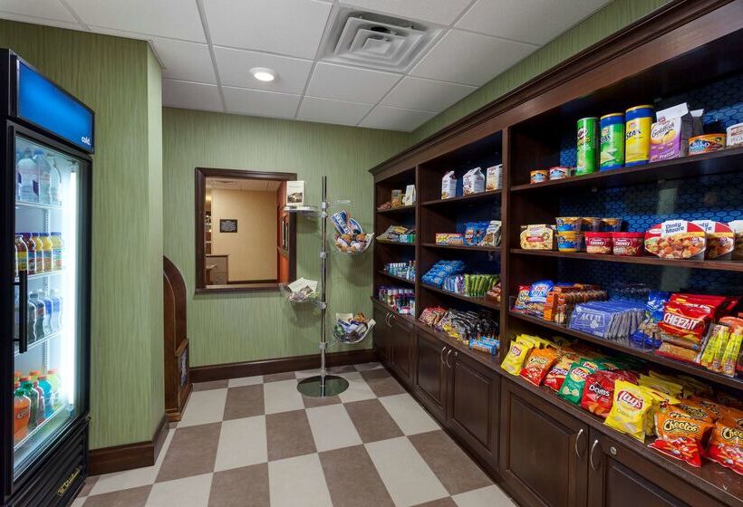 فندق Hampton Inn & Suites Williamsport - Faxon Exit