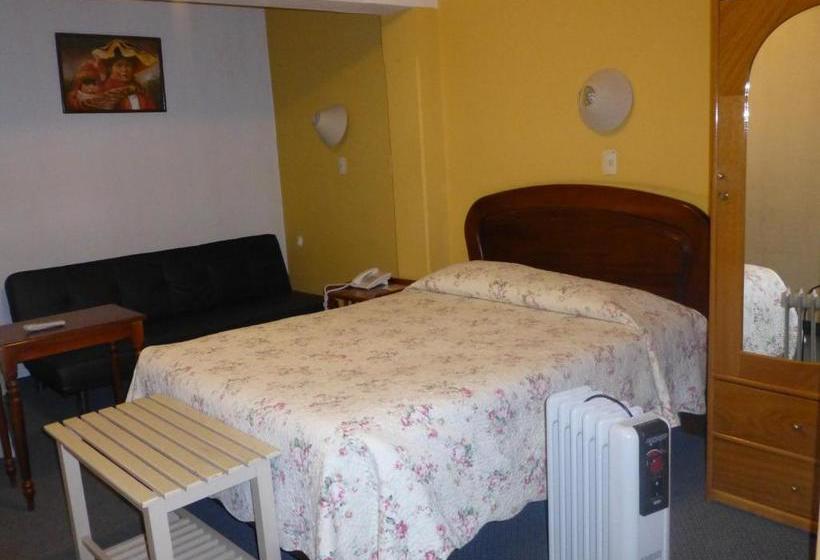 ホテル Hostal Helena S House