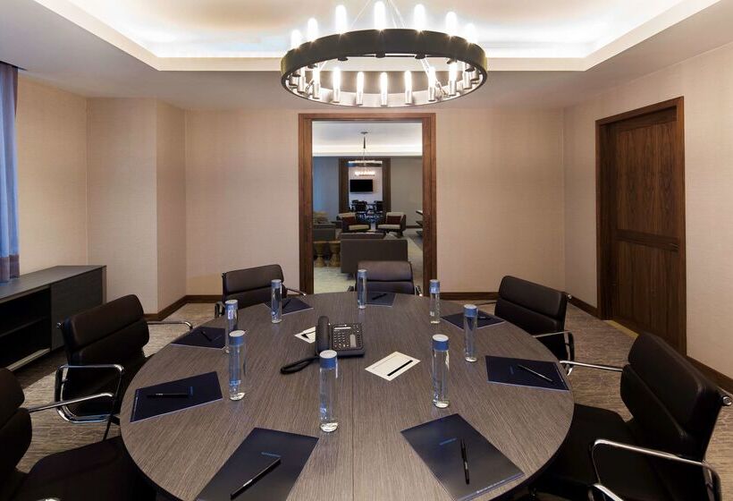 ホテル Hilton Mexico City Santa Fe