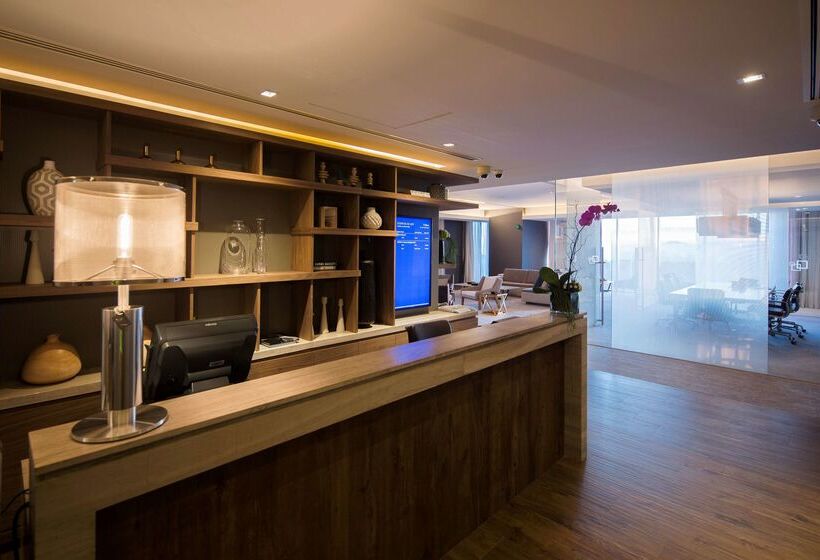 ホテル Hilton Mexico City Santa Fe