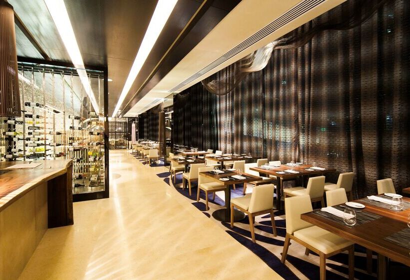 ホテル Hilton Mexico City Santa Fe