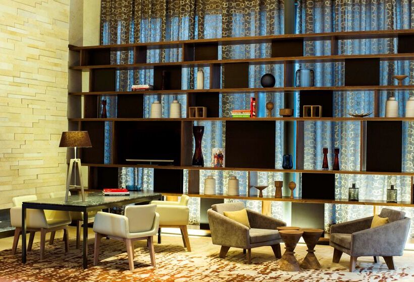 ホテル Hilton Mexico City Santa Fe