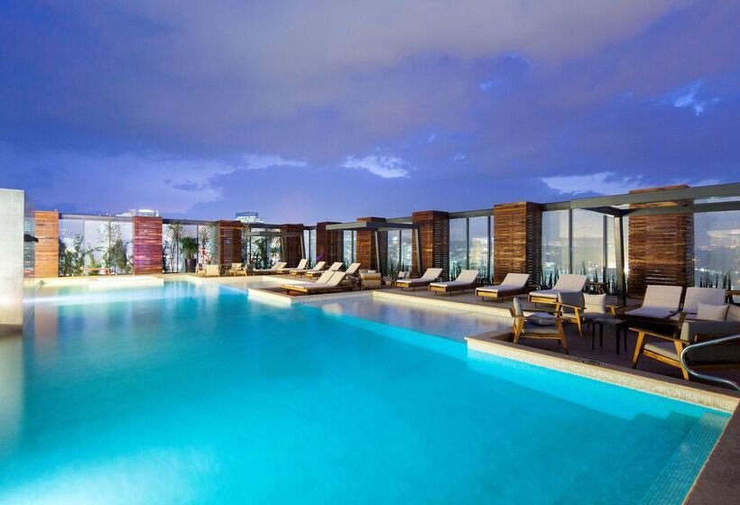 ホテル Hilton Mexico City Santa Fe