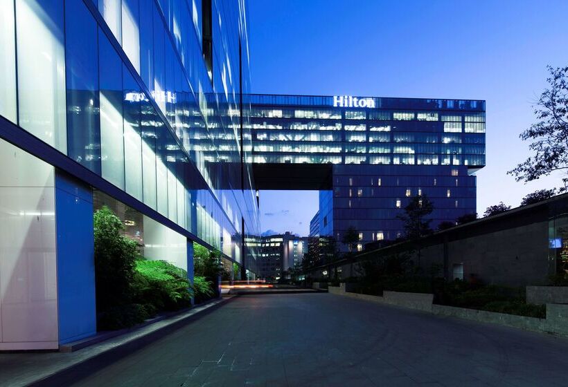 ホテル Hilton Mexico City Santa Fe
