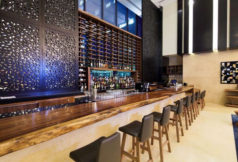 ホテル Hilton Mexico City Santa Fe