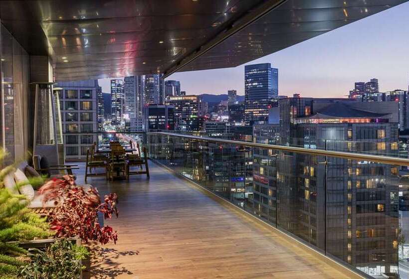 ホテル Hilton Mexico City Santa Fe