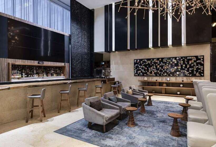 ホテル Hilton Mexico City Santa Fe