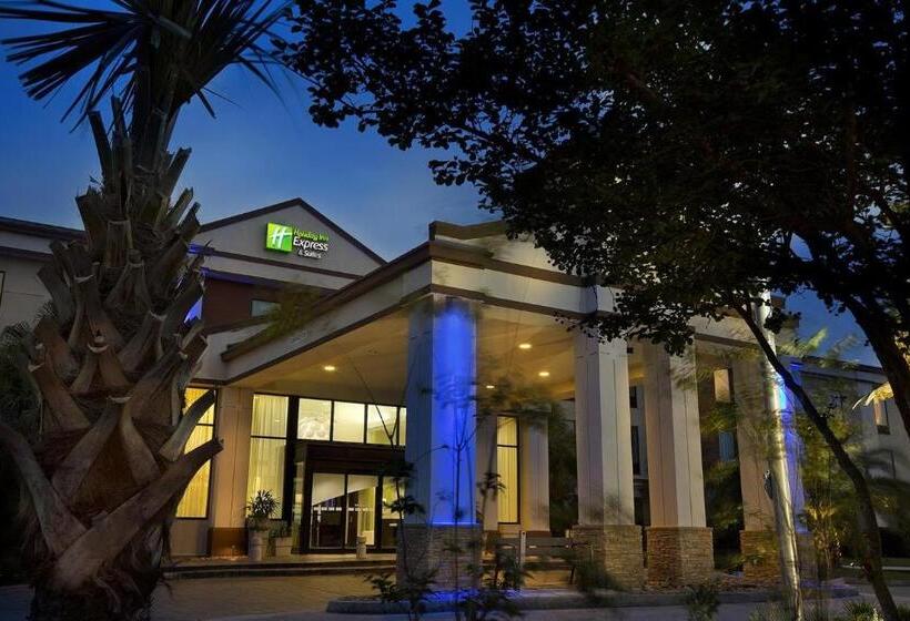 בית מלון כפרי Holiday Inn Express And Suites New Orleans Airport, An Ihg