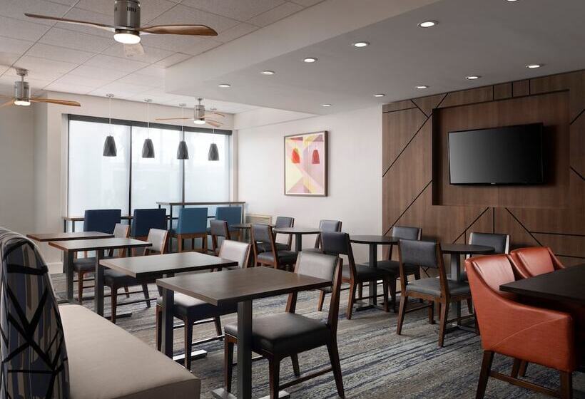 בית מלון כפרי Holiday Inn Express And Suites New Orleans Airport, An Ihg