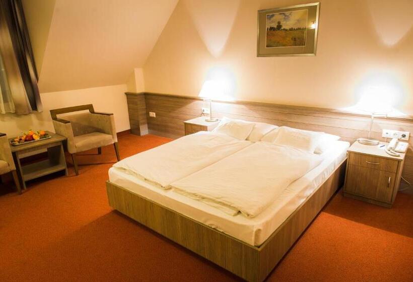 فندق Három Gúnár