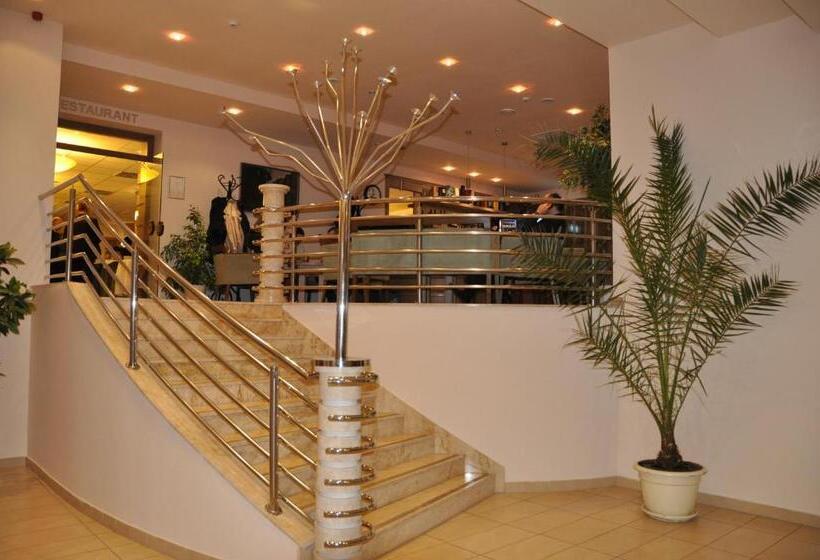 فندق Három Gúnár