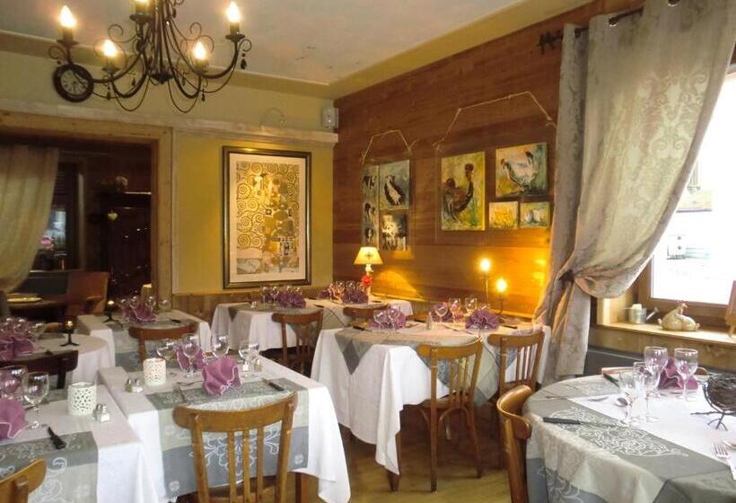 Отель Hôtel La Vallée