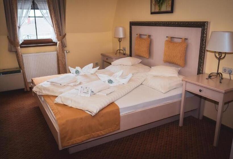 فندق Hétkúti Wellness