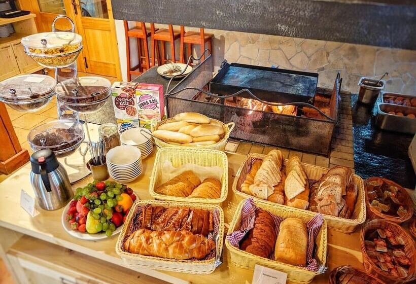 فندق Koliba Greta