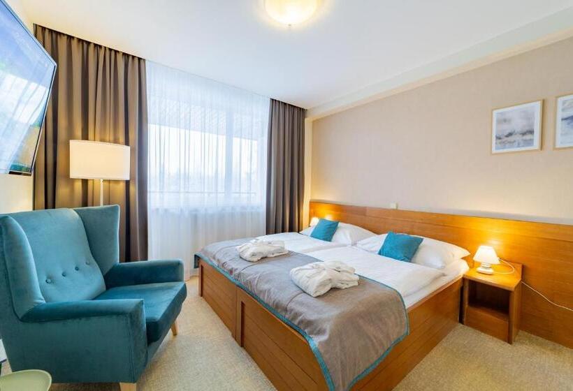 فندق Kontakt Wellness