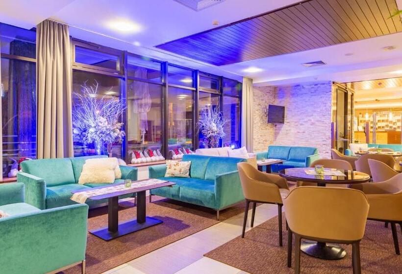 فندق Kontakt Wellness