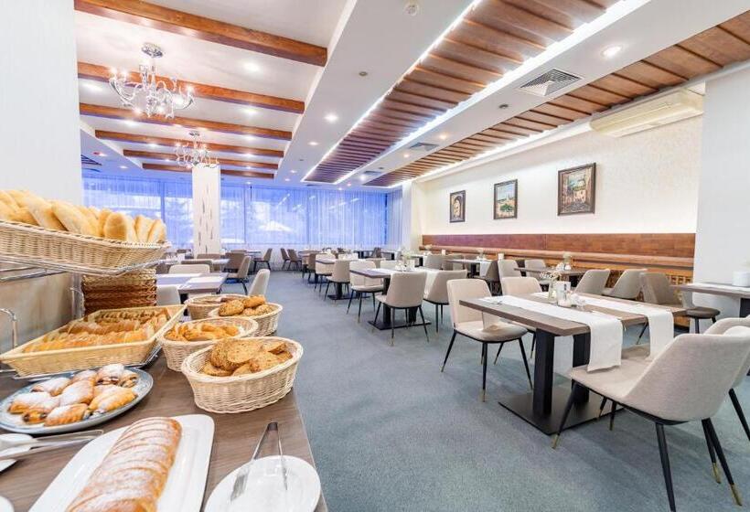 فندق Kontakt Wellness