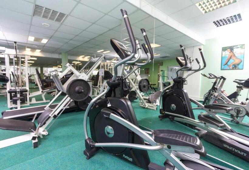 فندق Kontakt Wellness