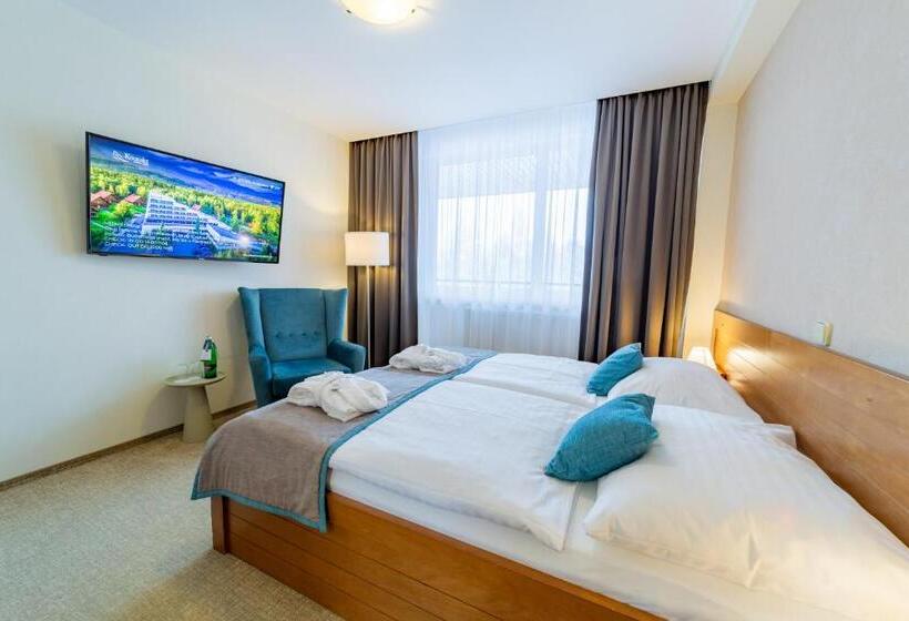 فندق Kontakt Wellness