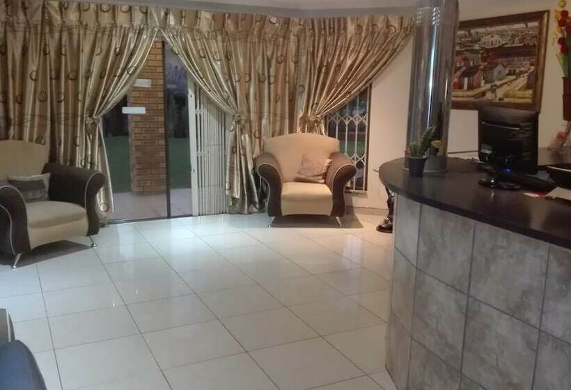 Отель Lapeng Village