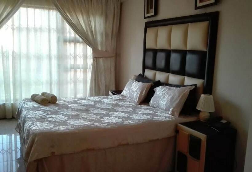 Отель Lapeng Village