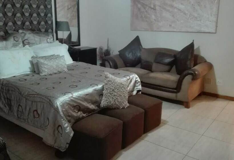 Отель Lapeng Village