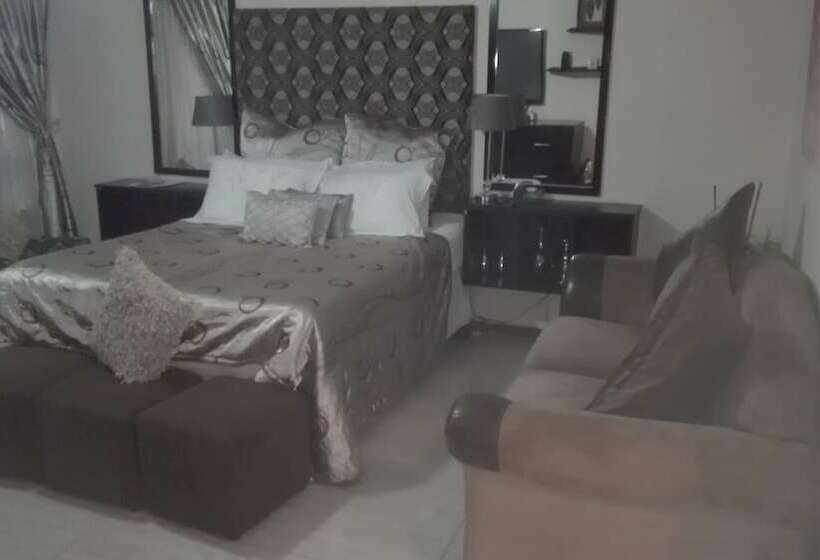 Отель Lapeng Village