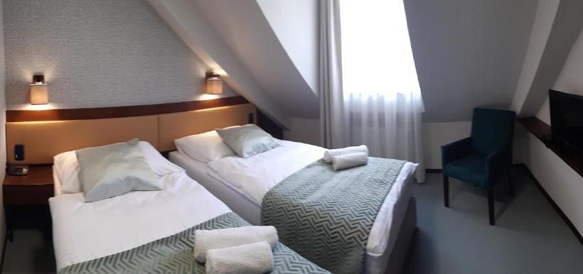 London Boutique Hotel & Restaurant