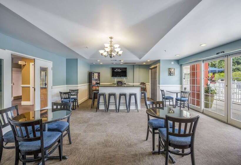 فندق Mainstay Suites Port Saint Joe South