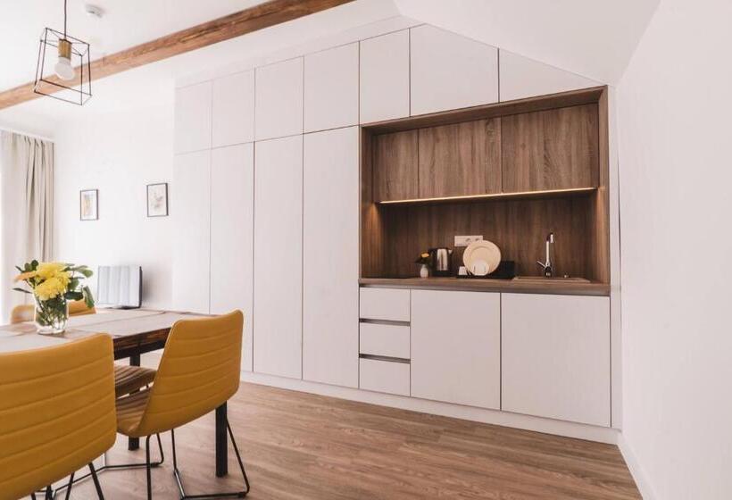 Отель Mathias Rex