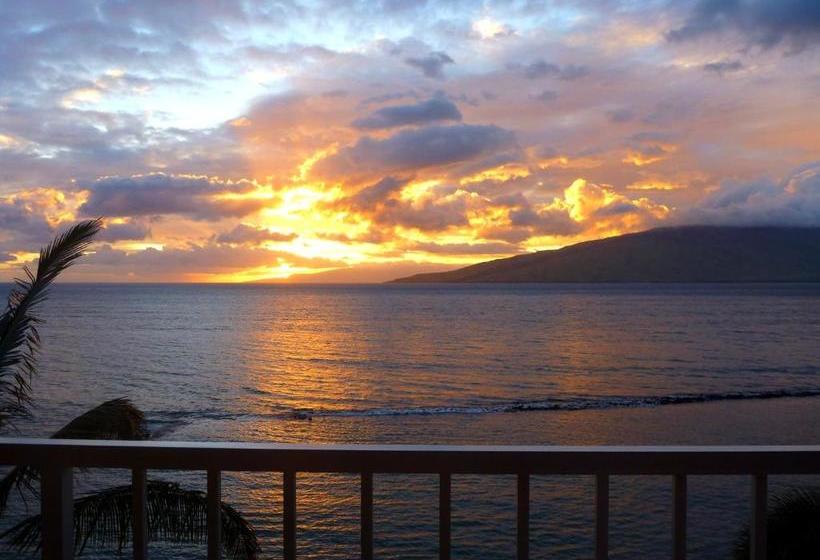 Отель Menehune Shores