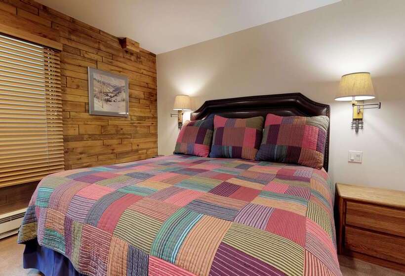 Отель Montaneros In Vail