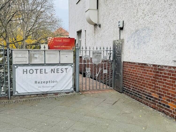 هتل Nest