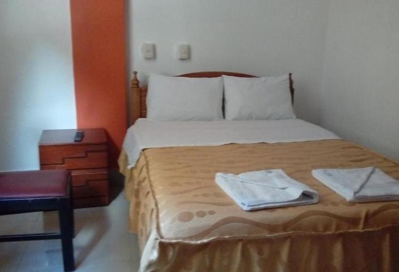 ホテル Ollanta Inn