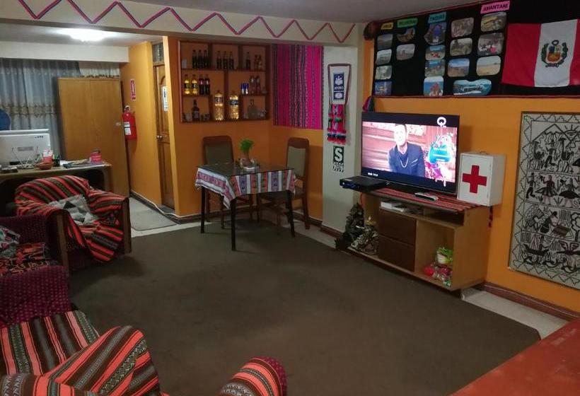 ホテル Ollanta Inn