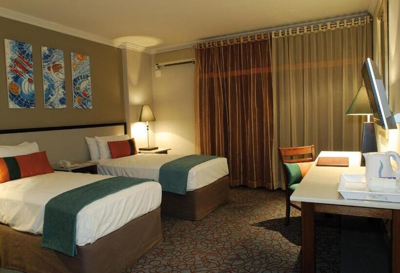 ホテル Metcourt At Khoroni