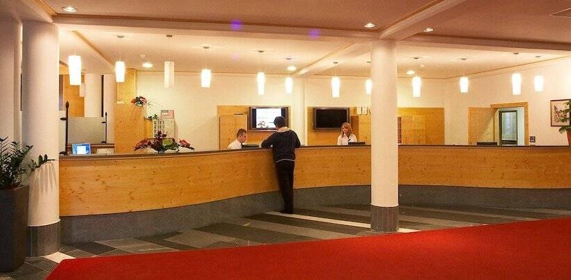 هتل Planja   Rogla