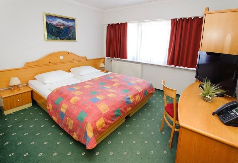 هتل Planja   Rogla