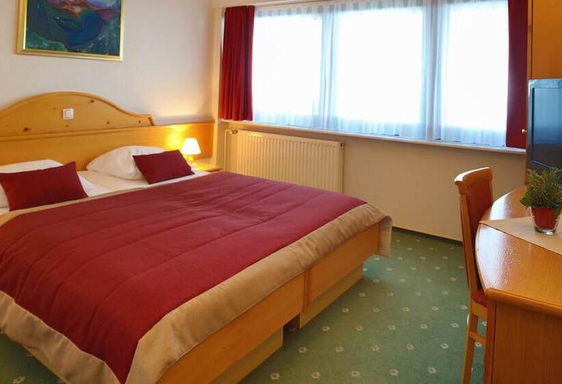 هتل Planja   Rogla