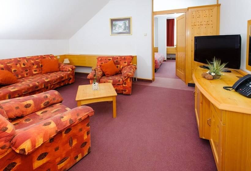 هتل Planja   Rogla