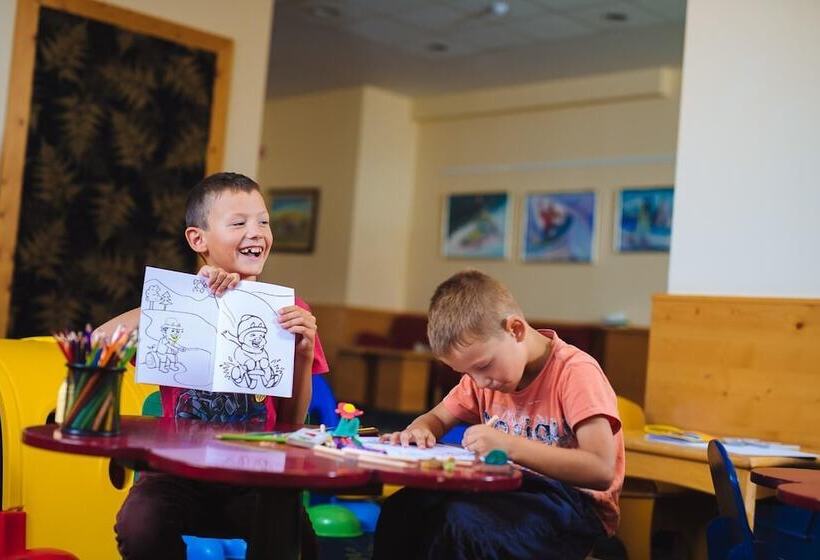 هتل Planja   Rogla