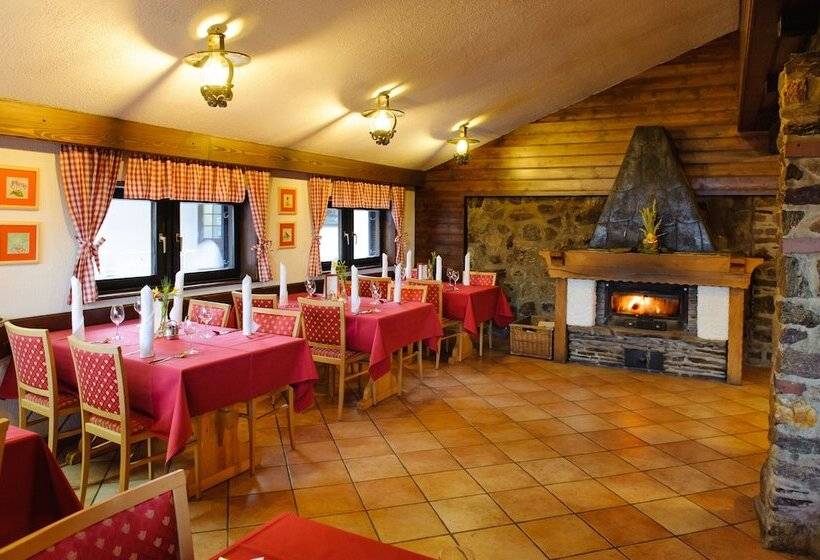 هتل Planja   Rogla