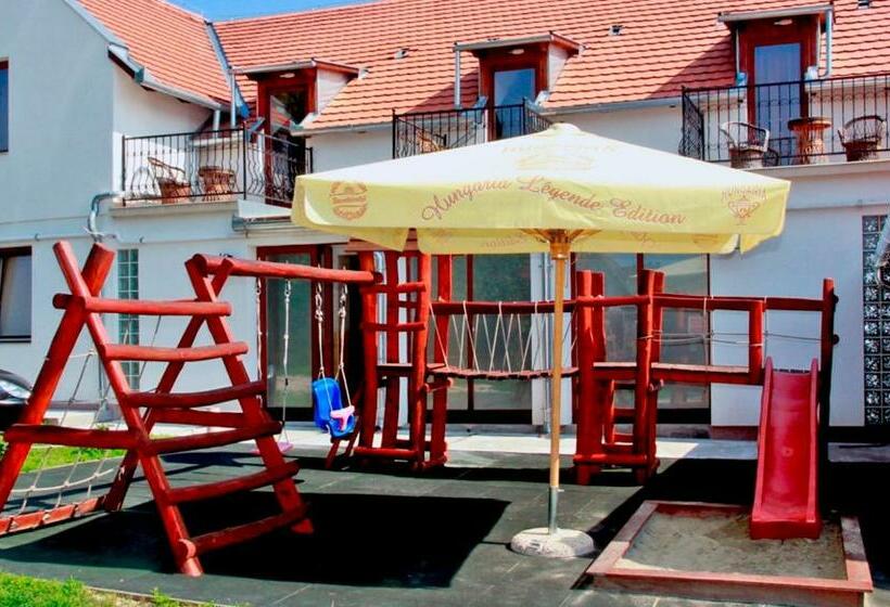 ホテル Polgár Panzió