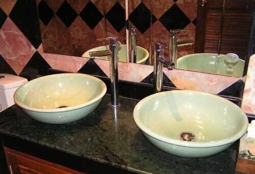 호텔 Prince Edouard Apartments & Resort Sha Extra Plus