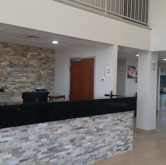 فندق Quality Inn & Suites