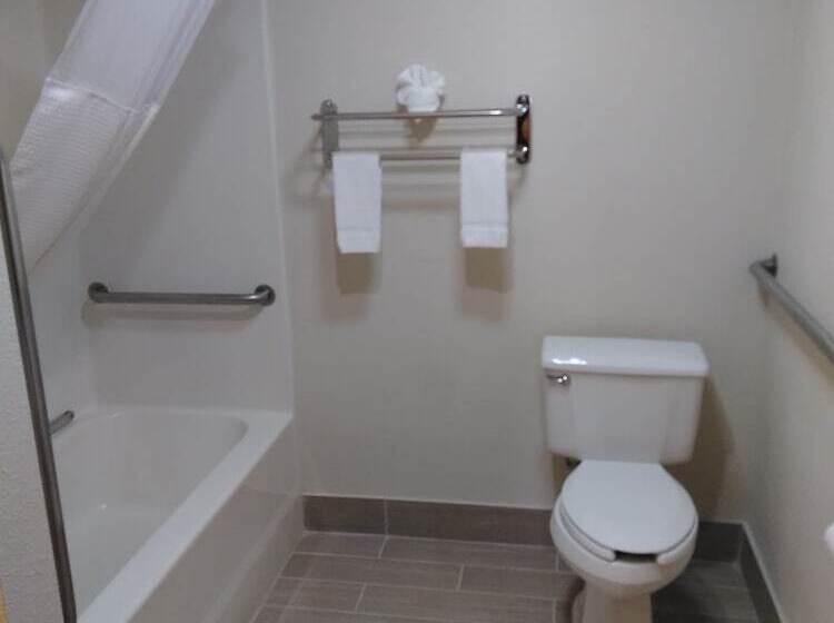 فندق Quality Inn & Suites